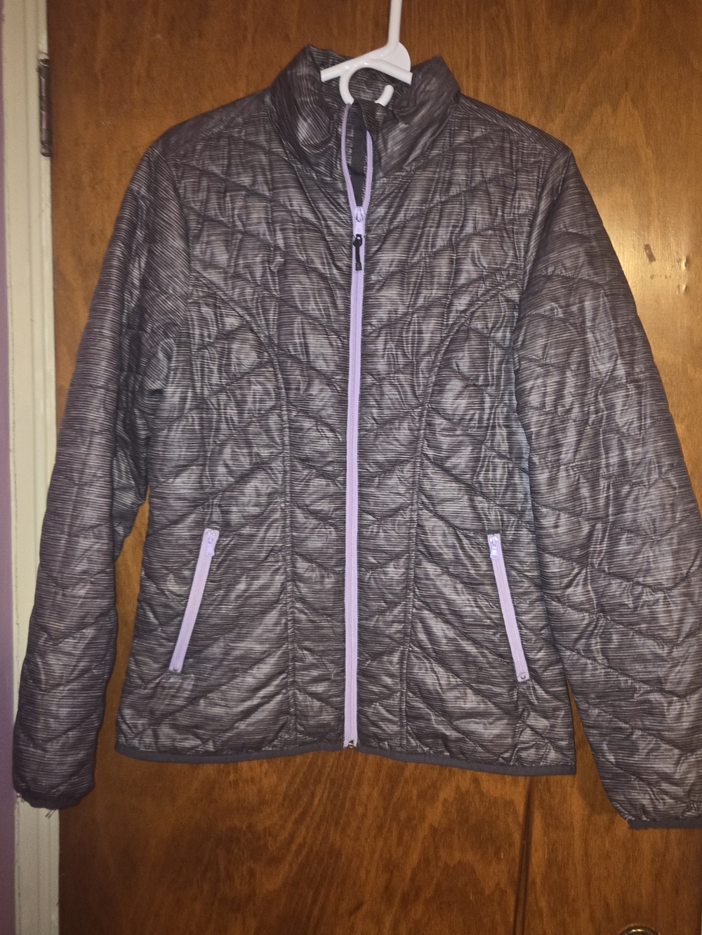 Tek Gear Women's Medium Quilted Puffer Jacket Lightweight Gray Lavender Zip
